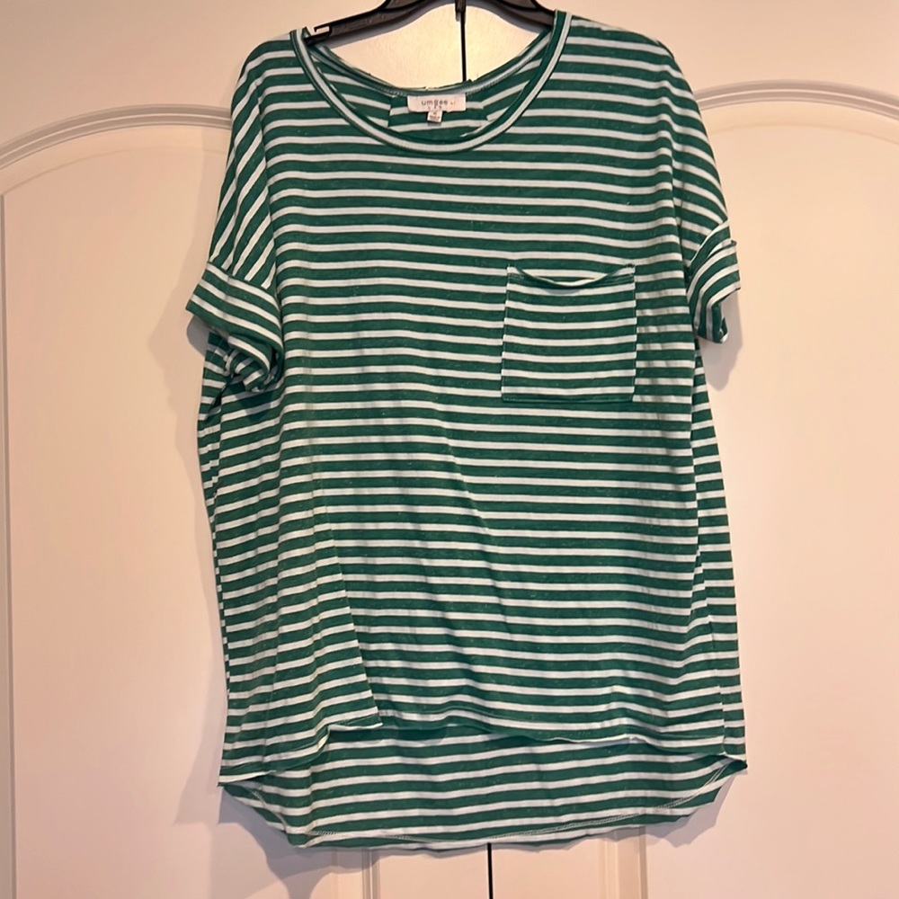 NWOT XL Umgee green & white stripped tee. Never worn.